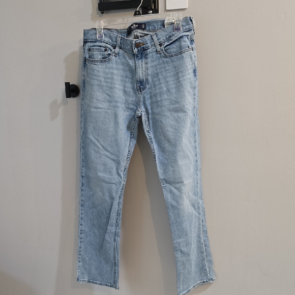 Hollister Men's Bootcut Jeans in Light Blue - Picture 1 of 7